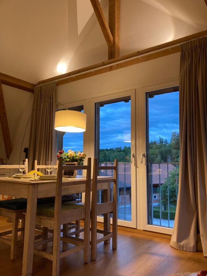 Ferienwohnung Burg Муртен Екстер'єр фото