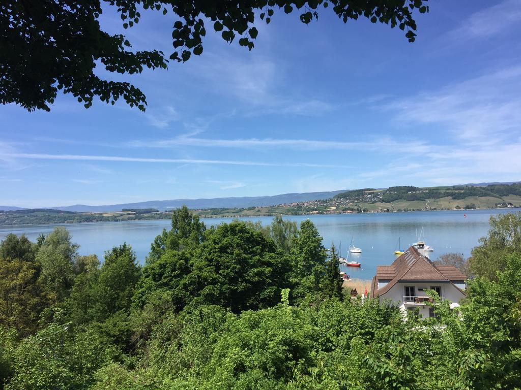 Ferienwohnung Burg Муртен Екстер'єр фото